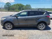 ✅ 2017 Ford Escape SE • VIN: 1FMCU9G9XHUD90910 • Lot: 42333320. Wystawiony na IAAI z przebiegiem 103 073 mil. Bezpłatny archiwum sprzedaży aukcyjnych z USA i szczegółowy raport historii pojazdu na DreamBid. Zdjęcie 14.