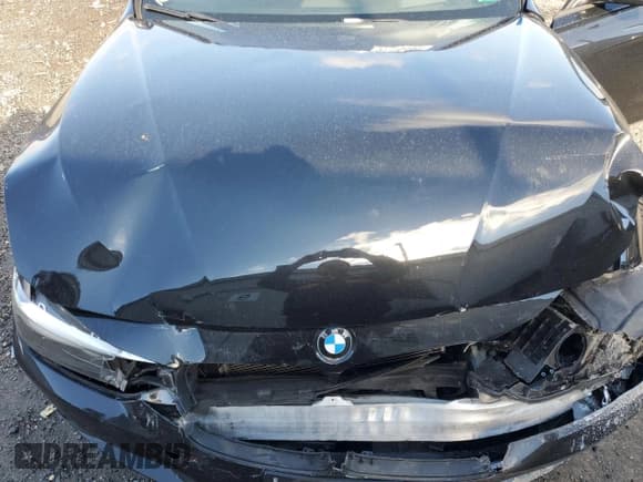 ✅ 2012 BMW 3 Series 328i • VIN: WBA3A5C54CF345030 • Lot: 91136155. Listed on Copart with 98,049 mi. Free auction sales archive from the USA and detailed vehicle history report at DreamBid. Image 11.