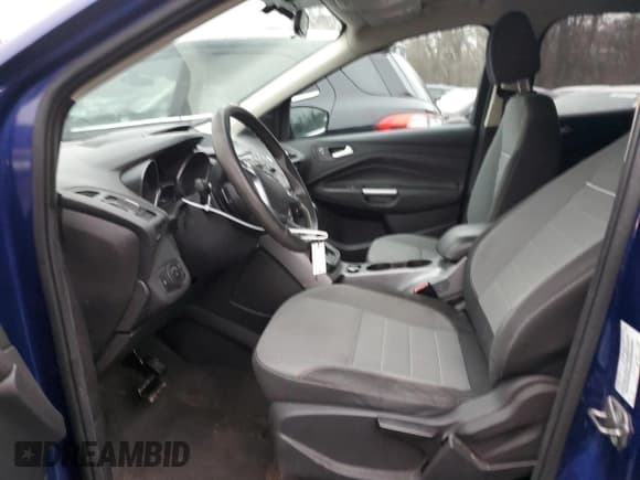 ✅ 2013 Ford Escape SE • VIN: 1FMCU0GX9DUC83898 • Lot: 93246065. Wystawiony na Copart z przebiegiem 91 239 mil. Bezpłatny archiwum sprzedaży aukcyjnych z USA i szczegółowy raport historii pojazdu na DreamBid. Zdjęcie 7.