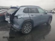 ✅ 2022 Toyota Corolla Cross XLE • VIN: 7MUDAABG0NV025831 • Lot: 91628265. Wystawiony na Copart z przebiegiem 14 630 mil. Bezpłatny archiwum sprzedaży aukcyjnych z USA i szczegółowy raport historii pojazdu na DreamBid. Zdjęcie 3.