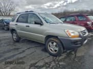 ✅ 2008 Kia Sportage LX • VIN: KNDJF724087506538 • Лот: 95385185. Опубликован ранее на Copart с пробегом 197 390 миль. Бесплатный доступ к архиву аукционных продаж из США и подробный отчёт об истории автомобиля на DreamBid. Изображение 4.