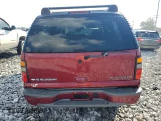 ✅ 2005 Chevrolet Suburban LT • VIN: 3GNEC16Z35G262744 • Lot: 72150674. Wystawiony na Copart z przebiegiem 196 450 mil. Bezpłatny archiwum sprzedaży aukcyjnych z USA i szczegółowy raport historii pojazdu na DreamBid. Zdjęcie 6.