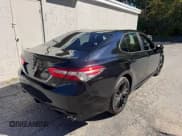 ✅ 2018 Toyota Camry LE • VIN: 4T1B11HK3JU583087 • Lot: 87176845. Wystawiony na Copart z przebiegiem 194 913 mil. Bezpłatny archiwum sprzedaży aukcyjnych z USA i szczegółowy raport historii pojazdu na DreamBid. Zdjęcie 4.