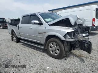 ✅ 2016 Ram 2500 Laramie • VIN: 3C6UR5FJ2GG366219 • Lot: 54722085. Wystawiony na Copart z przebiegiem 142 825 mil. Bezpłatny archiwum sprzedaży aukcyjnych z USA i szczegółowy raport historii pojazdu na DreamBid. Zdjęcie 4.