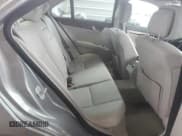 ✅ 2013 Mercedes-Benz C 250 Sport • VIN: WDDGF4HB4DG104052 • Lot: 85407905. Wystawiony na Copart z przebiegiem 133 077 mil. Bezpłatny archiwum sprzedaży aukcyjnych z USA i szczegółowy raport historii pojazdu na DreamBid. Zdjęcie 10.