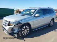 ✅ 2017 Mercedes-Benz GLS 450 • VIN: 4JGDF6EE1HA889710 • Lot: 43622291. Wystawiony na IAAI z przebiegiem 101 552 mil. Bezpłatny archiwum sprzedaży aukcyjnych z USA i szczegółowy raport historii pojazdu na DreamBid. Zdjęcie 2.