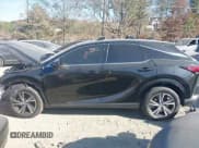 ✅ 2024 Lexus RX 350h Luxury • VIN: 2T2BBMCA0RC062138 • Лот: 43712555. Опубликован ранее на IAAI с пробегом 17 128 миль. Бесплатный доступ к архиву аукционных продаж из США и подробный отчёт об истории автомобиля на DreamBid. Изображение 15.