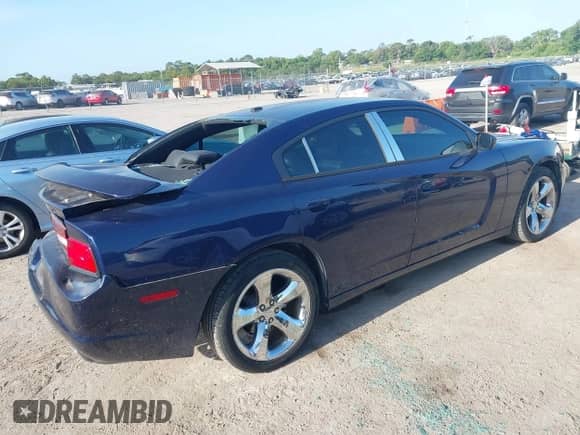 2014 Dodge Charger SXT Plus with VIN 2C3CDXHG5EH254435, listed as a IAAI auction lot 42178122 with 120,622 mi miles and . Bid and sale history available at DreamBid. Image 4.