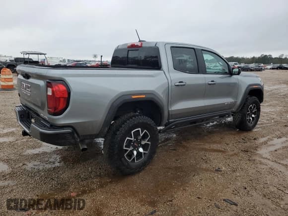 ✅ 2023 GMC Canyon 4WD AT4X • VIN: 1GTP6EEK2P1197620 • Лот: 45086574. Опубликован ранее на Copart с пробегом 4 417 миль. Бесплатный доступ к архиву аукционных продаж из США и подробный отчёт об истории автомобиля на DreamBid. Изображение 3.