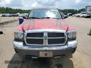 2005 Dodge Dakota SLT с VIN 1D7HE42KX5S230060, выставлен на аукционе Copart как лот 67889624 с пробегом 227 815 миль миль и Списание • Salvage title. История ставок и продаж доступна на DreamBid. Изображение 5.