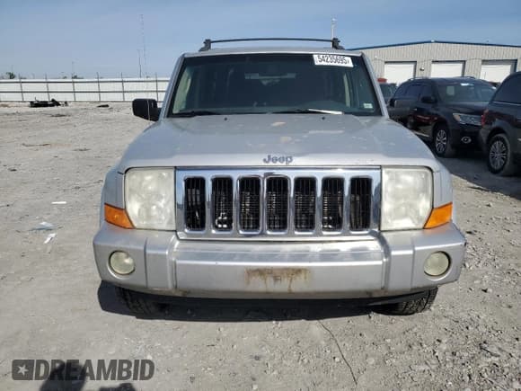 ✅ 2010 Jeep Commander Sport • VIN: 1J4RH4GK0AC139599 • Lot: 54235695. Listed on Copart with 241,414 mi. Free auction sales archive from the USA and detailed vehicle history report at DreamBid. Image 5.