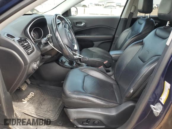 ✅ 2018 Jeep Compass Limited • VIN: 3C4NJDCB4JT393819 • Лот: 67778435. Опубликован ранее на Copart с пробегом 81 609 миль. Бесплатный доступ к архиву аукционных продаж из США и подробный отчёт об истории автомобиля на DreamBid. Изображение 7.