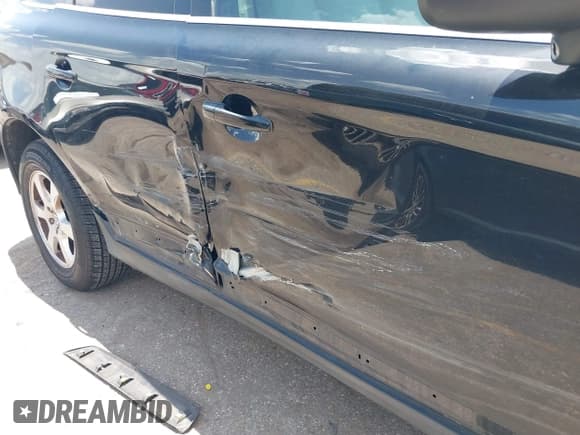 ✅ 2012 Volvo XC60 3.2L • VIN: YV4952DLXC2326452 • Lot: 42528347. Listed on IAAI with 162,737 mi. Free auction sales archive from the USA and detailed vehicle history report at DreamBid. Image 6.