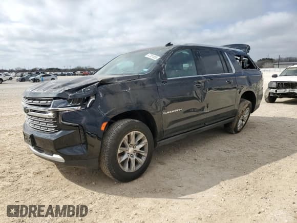 ✅ 2023 Chevrolet Suburban Premier • VIN: 1GNSKFKL5PR395013 • Lot: 47081655. Wystawiony na Copart z przebiegiem 32 971 mil. Bezpłatny archiwum sprzedaży aukcyjnych z USA i szczegółowy raport historii pojazdu na DreamBid. Zdjęcie 1.