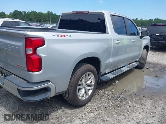 ✅ 2020 Chevrolet Silverado 1500 RST • VIN: 1GCUYEED5LZ107631 • Lot: 42546146. Wystawiony na IAAI z przebiegiem 106 756 mil. Bezpłatny archiwum sprzedaży aukcyjnych z USA i szczegółowy raport historii pojazdu na DreamBid. Zdjęcie 4.