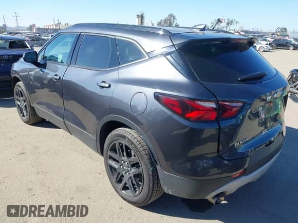 ✅ 2021 Chevrolet Blazer LT • VIN: 3GNKBCR43MS554259 • Lot: 41625832. Wystawiony na IAAI z przebiegiem 47 626 mil mil. Skorzystaj z bezpłatnego archiwum sprzedaży aukcyjnych z USA i zobacz szczegółowy raport historii pojazdu na DreamBid. Zdjęcie 3.