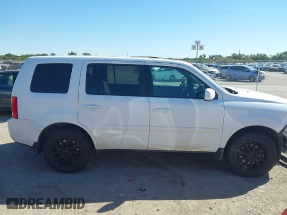 ✅ 2014 Honda Pilot EX-L • VIN: 5FNYF4H50EB037373 • Lot: 43495075. Listed on IAAI with 208,220 mi. Free auction sales archive from the USA and detailed vehicle history report at DreamBid. Image 13.