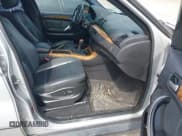 ✅ 2000 BMW X5 • VIN: WBAFB3343YLH02330 • Lot: 43016235. Listed on IAAI with 195,326 mi. Free auction sales archive from the USA and detailed vehicle history report at DreamBid. Image 5.