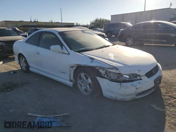 1999 Honda Accord EX с VIN 1HGCG2250XA013432, выставлен на аукционе Copart как лот 84782095 с пробегом 144 541 миль миль и Списание • Salvage title. История ставок и продаж доступна на DreamBid. Изображение 4.