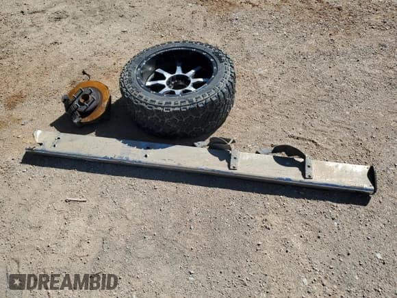 ✅ 2014 GMC Sierra 1500 SLT • VIN: 3GTP1VEC8EG502429 • Лот: 47784725. Опубликован ранее на Copart с пробегом 200 581 миль. Бесплатный доступ к архиву аукционных продаж из США и подробный отчёт об истории автомобиля на DreamBid. Изображение 12.