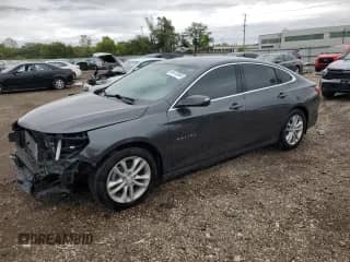 2016 Chevrolet Malibu LT z VIN 1G1ZE5ST3GF266500, wystawiony jako Copart lot #84473465 z przebiegiem 126 027 mil mil oraz Szkoda całkowita • Salvage title. Historia ofert i sprzedaży dostępna na DreamBid. Obrazek 1.