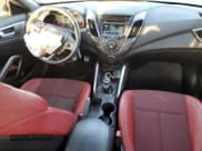 ✅ 2016 Hyundai Veloster Turbo • VIN: KMHTC6AE2GU297546 • Lot: 73055454. Wystawiony na Copart z przebiegiem 86 466 mil. Bezpłatny archiwum sprzedaży aukcyjnych z USA i szczegółowy raport historii pojazdu na DreamBid. Zdjęcie 8.