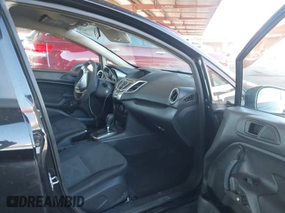 ✅ 2011 Ford Fiesta SE • VIN: 3FADP4EJ1BM114228 • Lot: 43668354. Listed on IAAI with 168,689 mi. Free auction sales archive from the USA and detailed vehicle history report at DreamBid. Image 5.