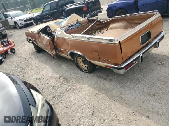 ✅ 1978 Chevrolet El Camino • VIN: 1W80L8Z418311 • Лот: 71751334. Опубликован ранее на Copart с пробегом 9 032 миль. Бесплатный доступ к архиву аукционных продаж из США и подробный отчёт об истории автомобиля на DreamBid. Изображение 2.