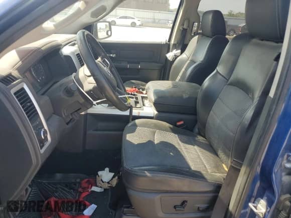 ✅ 2009 Dodge 1500 SLT • VIN: 1D3HV13T59S732875 • Lot: 68349925. Wystawiony na Copart z przebiegiem 241 663 mil. Bezpłatny archiwum sprzedaży aukcyjnych z USA i szczegółowy raport historii pojazdu na DreamBid. Zdjęcie 7.