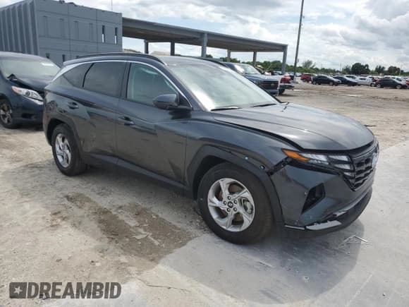 ✅ 2024 Hyundai Tucson SEL • VIN: 5NMJB3DE2RH310248 • Lot: 66468904. Wystawiony na Copart z przebiegiem 15 831 mil. Bezpłatny archiwum sprzedaży aukcyjnych z USA i szczegółowy raport historii pojazdu na DreamBid. Zdjęcie 4.