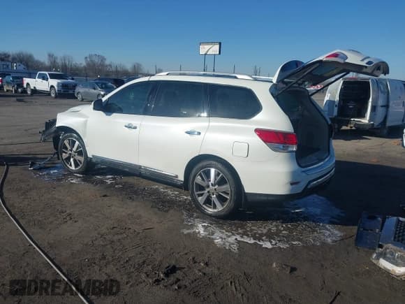 ✅ 2015 Nissan Pathfinder SV • VIN: 5N1AR2MN2FC609752 • Lot: 41607632. Listed on IAAI with 74,405 mi. Free auction sales archive from the USA and detailed vehicle history report at DreamBid. Image 3.