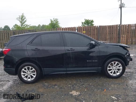 ✅ 2020 Chevrolet Equinox LS • VIN: 2GNAXFEVXL6167010 • Lot: 42242427. Listed on IAAI with 124,948 mi. Free auction sales archive from the USA and detailed vehicle history report at DreamBid. Image 13.