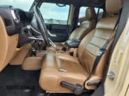 ✅ 2012 Jeep Wrangler Unlimited Sahara • VIN: 1C4BJWEG4CL100250 • Лот: 85684385. Опубликован ранее на Copart с пробегом 142 290 миль. Бесплатный доступ к архиву аукционных продаж из США и подробный отчёт об истории автомобиля на DreamBid. Изображение 7.