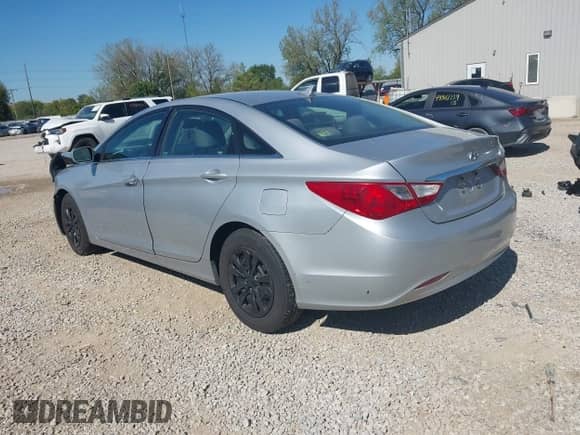2012 Hyundai Sonata GLS с VIN 5NPEB4AC5CH325444, выставлен на аукционе IAAI как лот 43414826 с пробегом 232 377 миль миль и . История ставок и продаж доступна на DreamBid. Изображение 3.