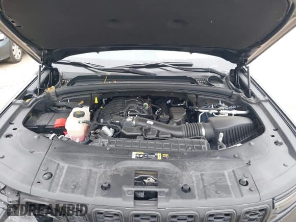 ✅ 2024 Jeep Grand Cherokee Altitude • VIN: 1C4RJKAG4R8581402 • Lot: 42366247. Listed on IAAI with 11,793 mi. Free auction sales archive from the USA and detailed vehicle history report at DreamBid. Image 10.