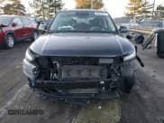 ✅ 2023 Hyundai Venue Limited • VIN: KMHRC8A33PU217837 • Lot: 86843974. Listed on Copart with 11,909 mi. Free auction sales archive from the USA and detailed vehicle history report at DreamBid. Image 5.