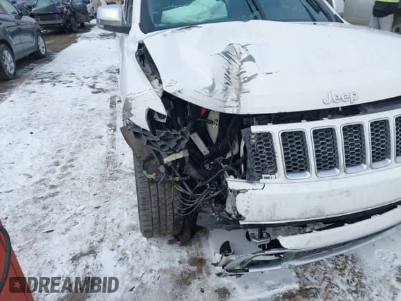 ✅ 2015 Jeep Grand Cherokee Overland • VIN: 1C4RJFCG7FC754178 • Lot: 41554947. Listed on IAAI with 164,413 mi. Free auction sales archive from the USA and detailed vehicle history report at DreamBid. Image 6.