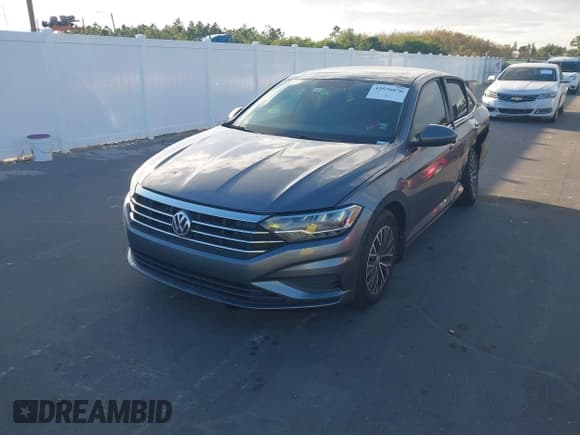 ✅ 2019 Volkswagen Jetta S • VIN: 3VWC57BU8KM092365 • Lot: 43576870. Listed on IAAI with 86,892 mi. Free auction sales archive from the USA and detailed vehicle history report at DreamBid. Image 2.