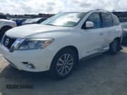 ✅ 2015 Nissan Pathfinder S • VIN: 5N1AR2MN1FC683292 • Lot: 41964246. Wystawiony na IAAI z przebiegiem 155 326 mil. Bezpłatny archiwum sprzedaży aukcyjnych z USA i szczegółowy raport historii pojazdu na DreamBid. Zdjęcie 17.