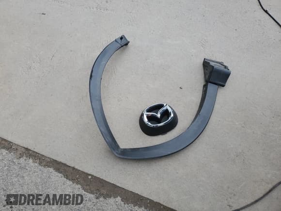 ✅ 2019 Mazda CX-5 Sport • VIN: JM3KFBBM3K0608012 • Lot: 86437355. Listed on Copart with 41,338 mi. Free auction sales archive from the USA and detailed vehicle history report at DreamBid. Image 13.