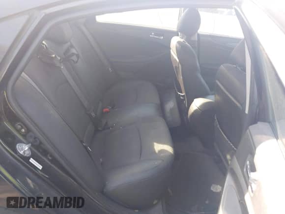 2011 Hyundai Sonata SE с VIN 5NPEC4AB8BH206824, выставлен на аукционе IAAI как лот 42933895 с пробегом 152 012 миль миль и . История ставок и продаж доступна на DreamBid. Изображение 8.