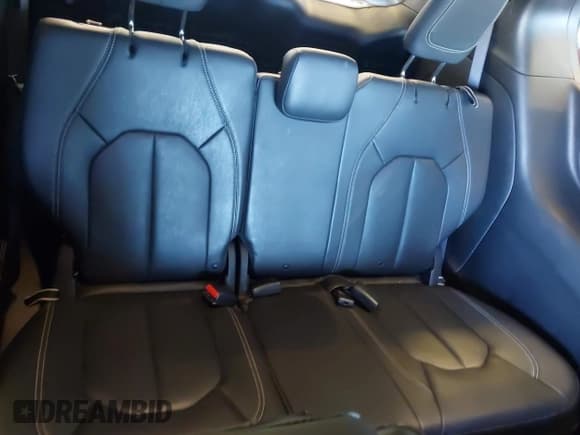 ✅ 2021 Chrysler Pacifica Touring L • VIN: 2C4RC1BG0MR560157 • Лот: 43660563. Опубликован ранее на IAAI с пробегом 54 900 миль. Бесплатный доступ к архиву аукционных продаж из США и подробный отчёт об истории автомобиля на DreamBid. Изображение 17.