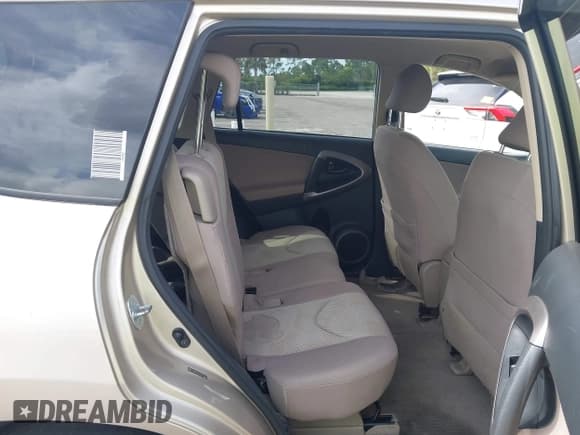 ✅ 2008 Toyota RAV4 • VIN: JTMBD33VX85213297 • Lot: 43618471. Listed on IAAI with 142,022 mi. Free auction sales archive from the USA and detailed vehicle history report at DreamBid. Image 8.