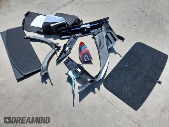 ✅ 2021 Tesla Model S Performance • VIN: 5YJSA1E42MF426965 • Lot: 63052185. Listed on Copart with 50,405 mi. Free auction sales archive from the USA and detailed vehicle history report at DreamBid. Image 12.