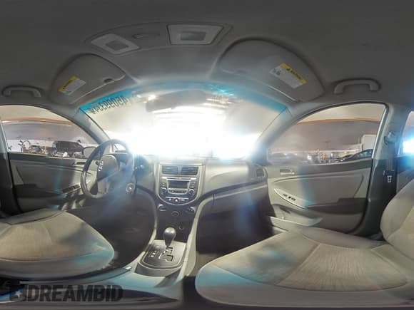 ✅ 2017 Hyundai Accent SE • VIN: KMHCT4AE4HU374889 • Лот: 45099334. Опубликован ранее на Copart с пробегом 141 841 миль. Бесплатный доступ к архиву аукционных продаж из США и подробный отчёт об истории автомобиля на DreamBid. Изображение 12.