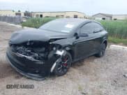 ✅ 2023 Tesla Model X Plaid • VIN: 7SAXCBE6XPF400502 • Lot: 42689732. Wystawiony na IAAI z przebiegiem Nie podano. Bezpłatny archiwum sprzedaży aukcyjnych z USA i szczegółowy raport historii pojazdu na DreamBid. Zdjęcie 18.