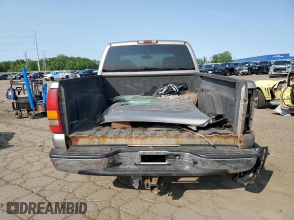✅ 2002 GMC Sierra 2500HD SLE • VIN: 1GTHK29G92E151398 • Lot: 58784095. Listed on Copart with Not provided. Free auction sales archive from the USA and detailed vehicle history report at DreamBid. Image 6.