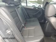 ✅ 2015 Volkswagen Jetta SE • VIN: 3VWD07AJ8FM318503 • Lot: 82072295. Listed on Copart with 77,037 mi. Free auction sales archive from the USA and detailed vehicle history report at DreamBid. Image 10.