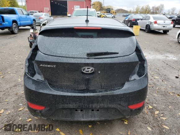2017 Hyundai Accent SE z VIN KMHCT5AE5HU339302, wystawiony jako Copart lot #89654245 z przebiegiem 244 249 mil mil oraz Szkoda całkowita • Salvage title. Historia ofert i sprzedaży dostępna na DreamBid. Obrazek 6.