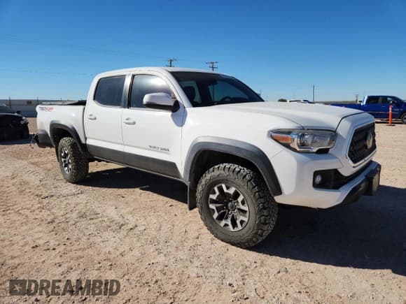 ✅ 2019 Toyota Tacoma TRD Off Road • VIN: 5TFCZ5AN1KX179864 • Lot: 90140645. Listed on Copart with 48,881 mi. Free auction sales archive from the USA and detailed vehicle history report at DreamBid. Image 4.